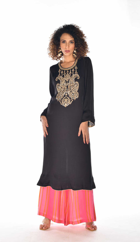 Embroidered Kurta Set