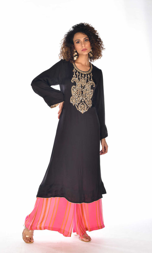 Embroidered Kurta Set