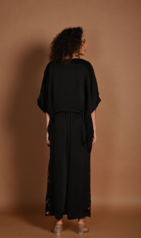 Pant with short kaftan top set